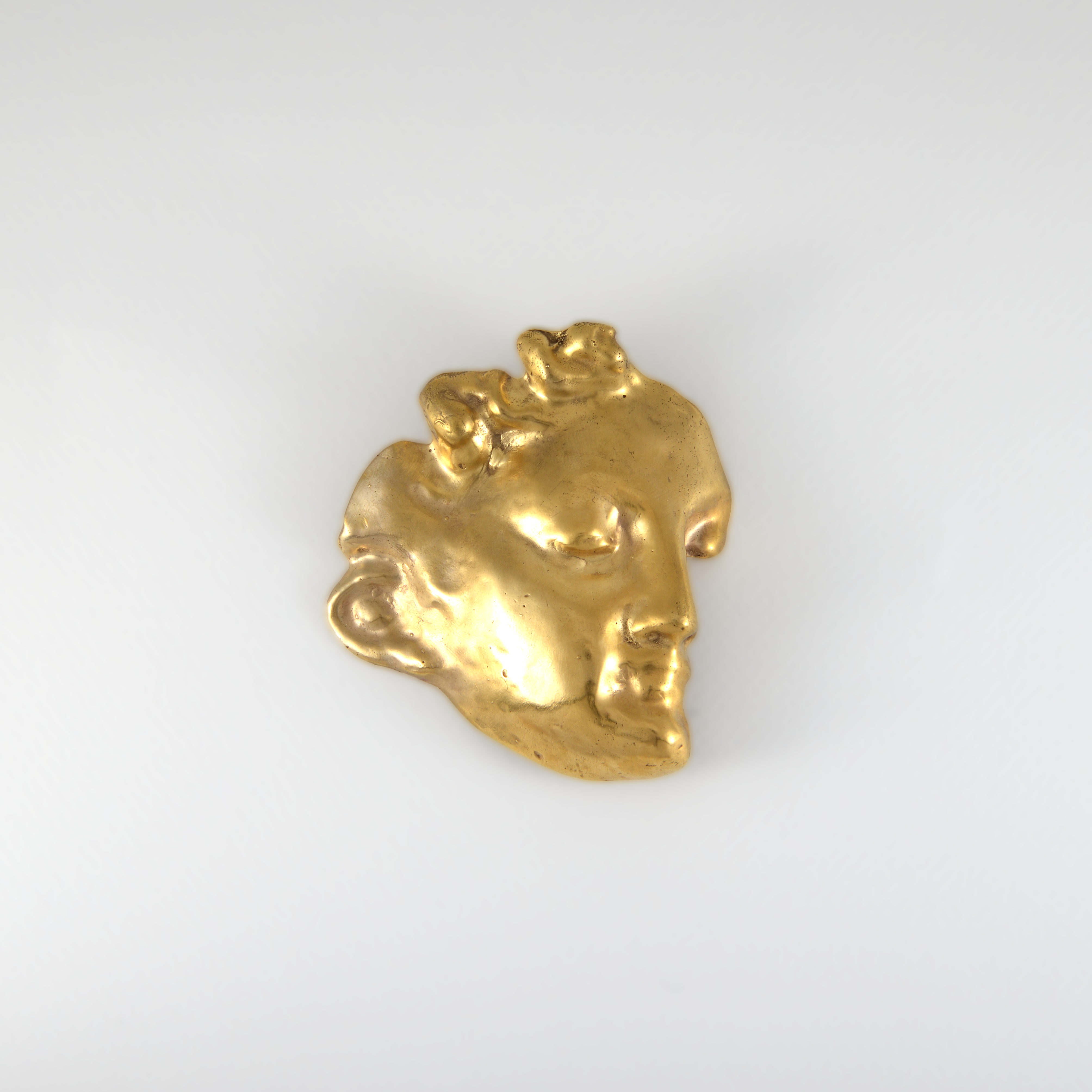 Wallace brooch – Incarnem, bijoux sur mesure et moulages incarnés
